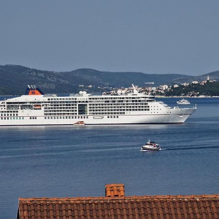 Apartmani Island Trogir Buitenkant foto