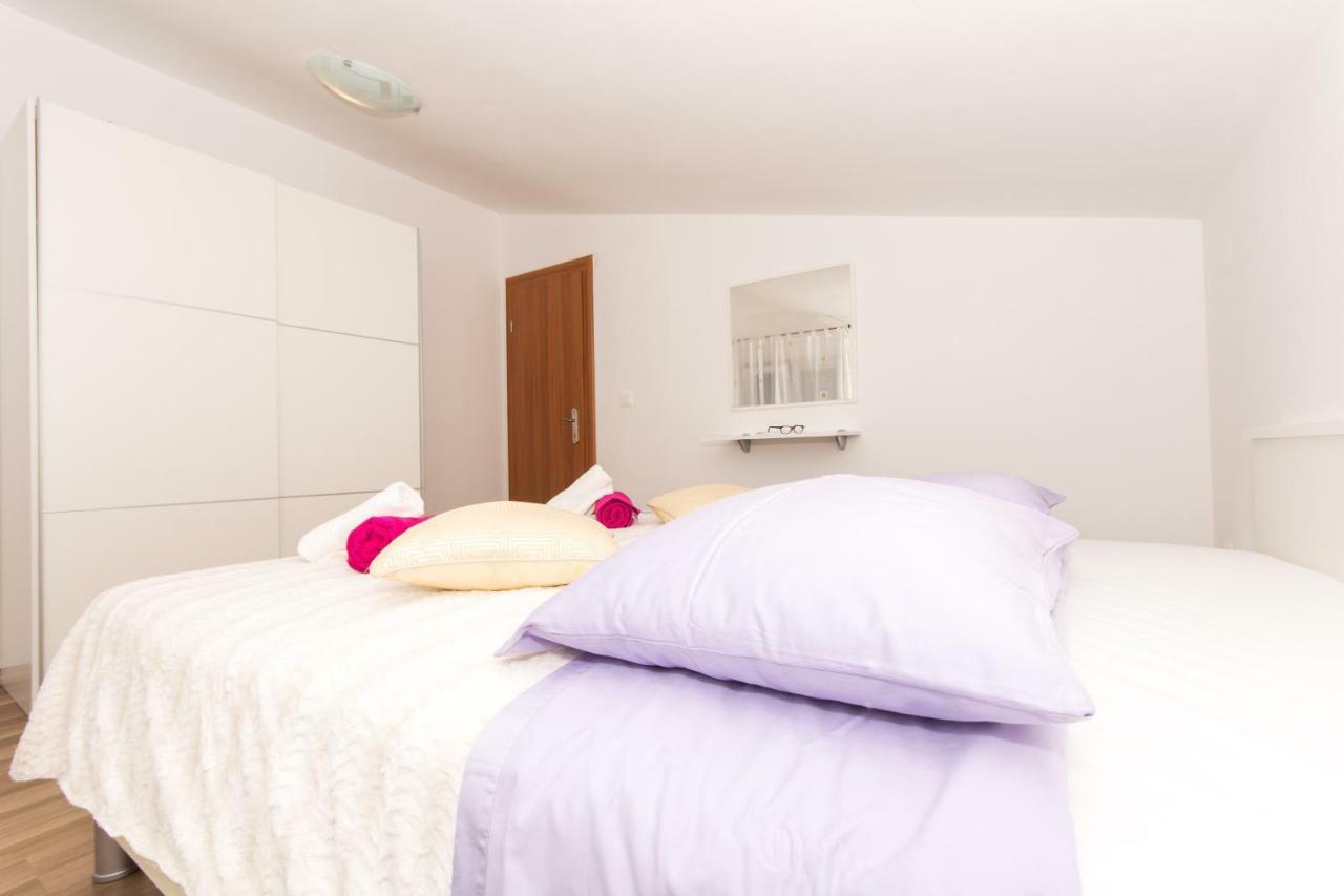 Apartmani Island Trogir Buitenkant foto